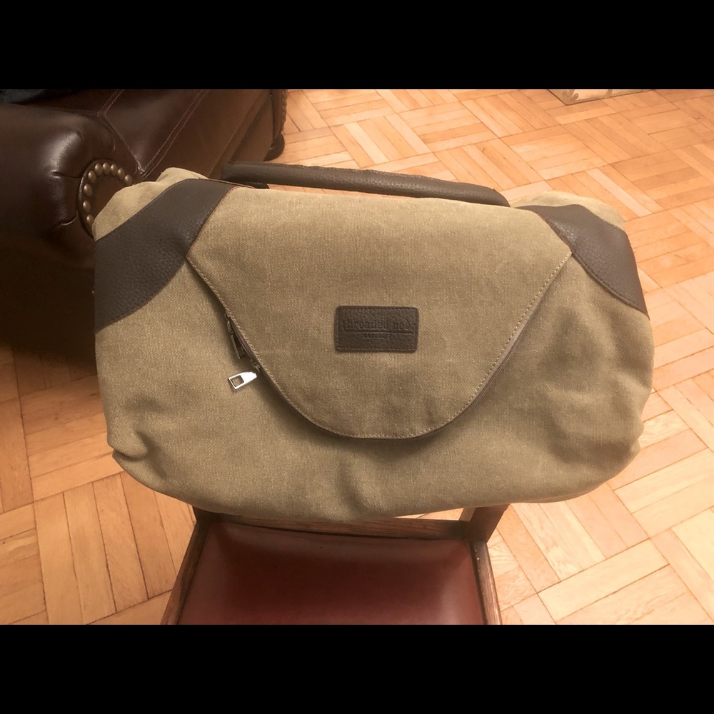 Canvas back for sale —comfortable and roomy comes w a shoulder strap